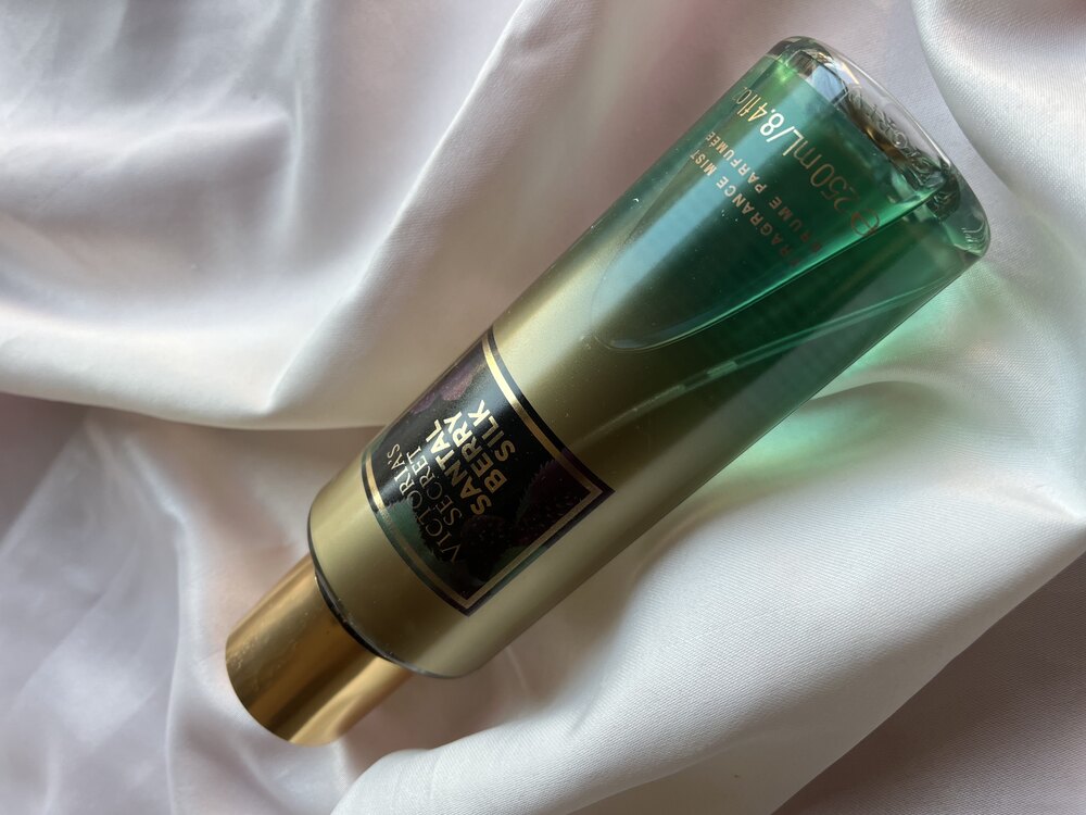 Victoria’s secret santal berry sılk vücut spreyi