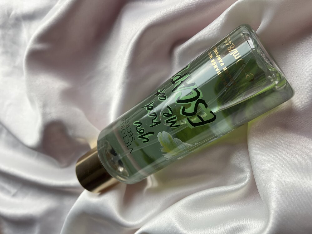 Victoria’s secret you had me at escape vücut spreyi