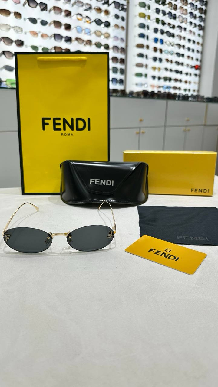 Fendi taşlı tasarım kadın güneş gözlüğü