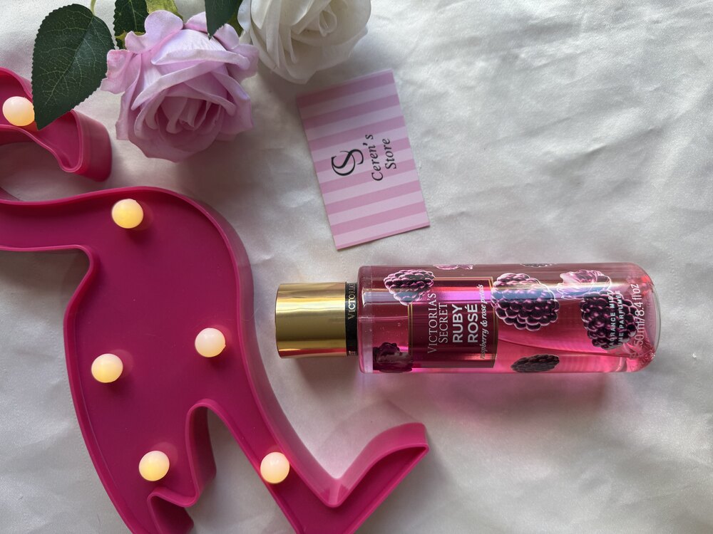 Victoria’s Secret Ruby Rose vücut spreyi