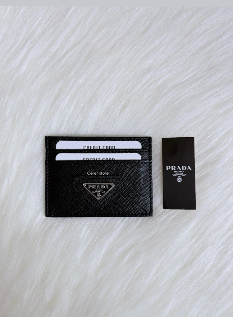Prada siyah kartlık