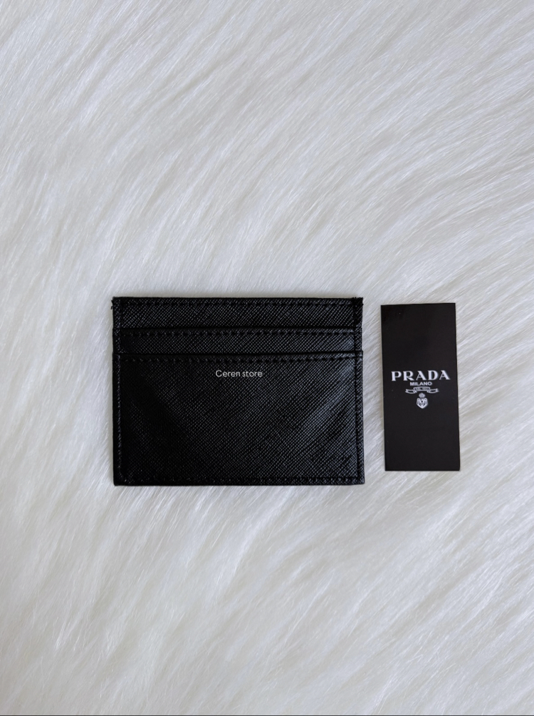 Prada siyah kartlık