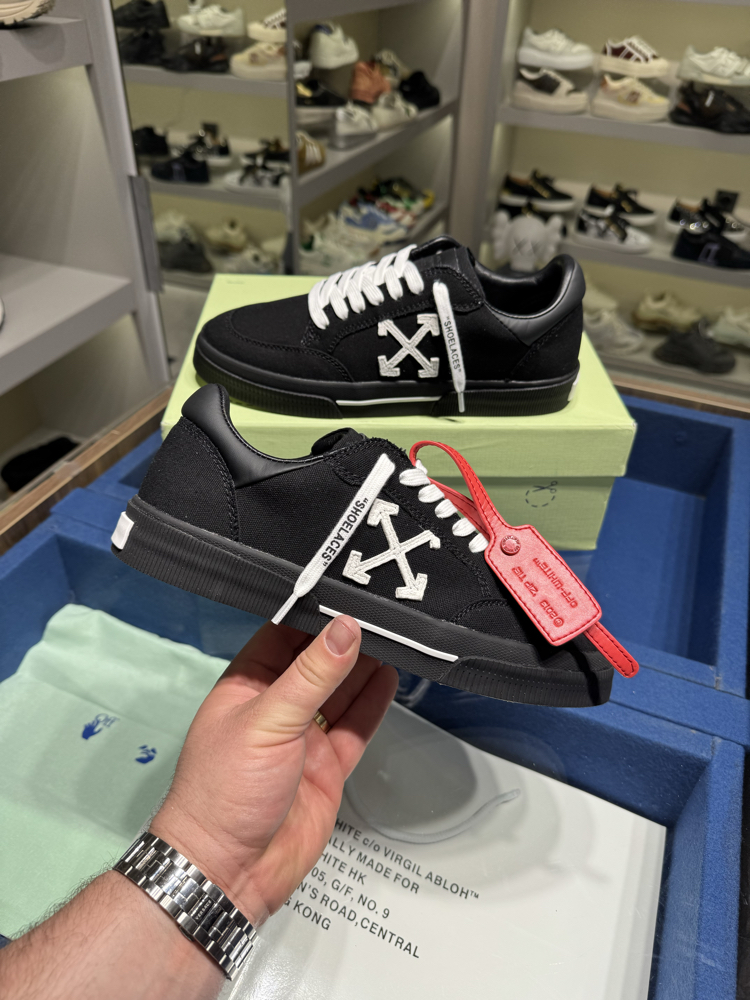 Off White 