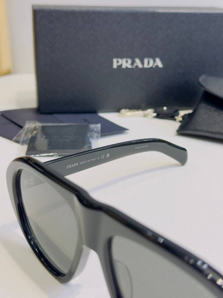 Prada C05S (Kadın)