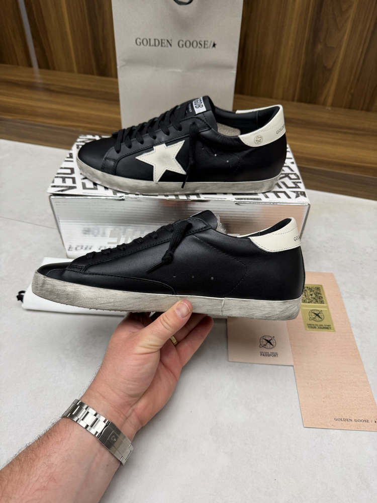 Golden Goose 