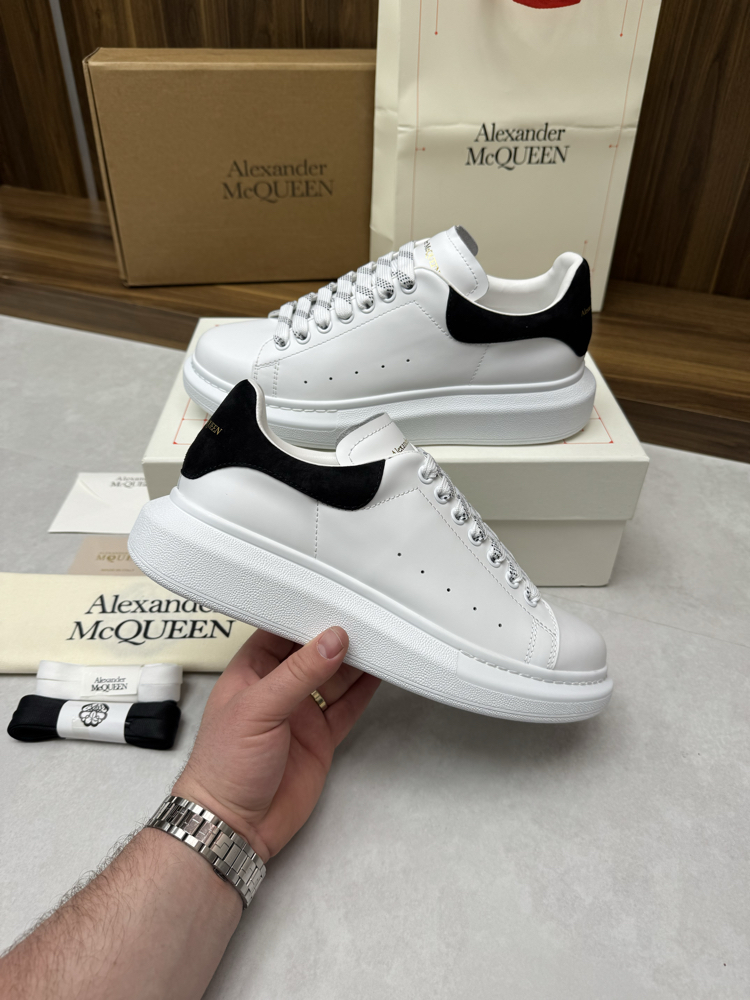 Alexander McQueen Siyah Süet