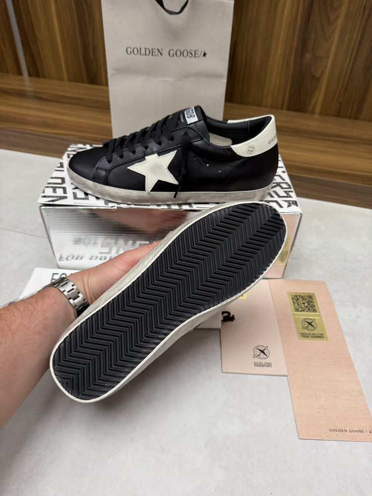 Golden Goose 