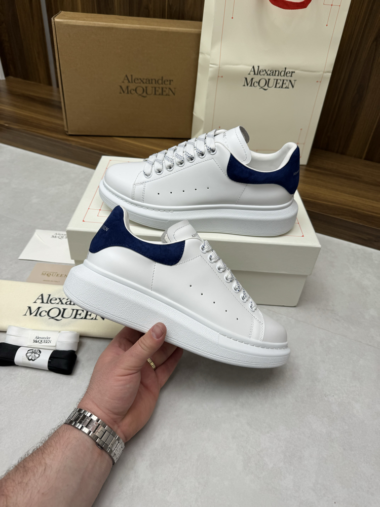 Alexander McQueen Lacivert Süet 