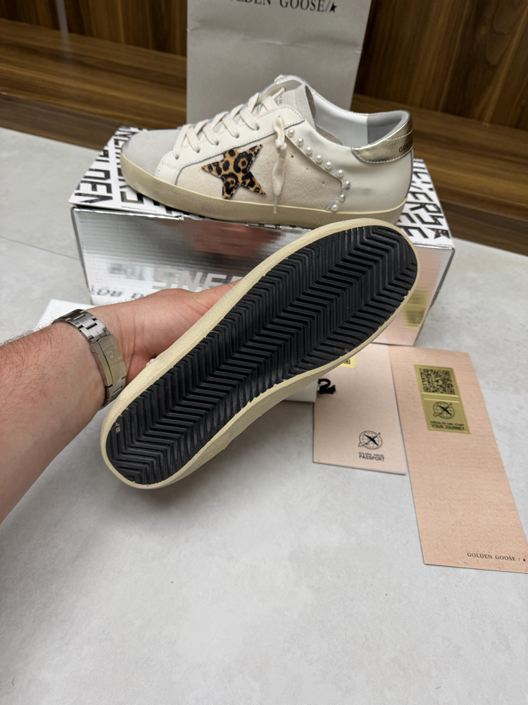 Golden Goose 