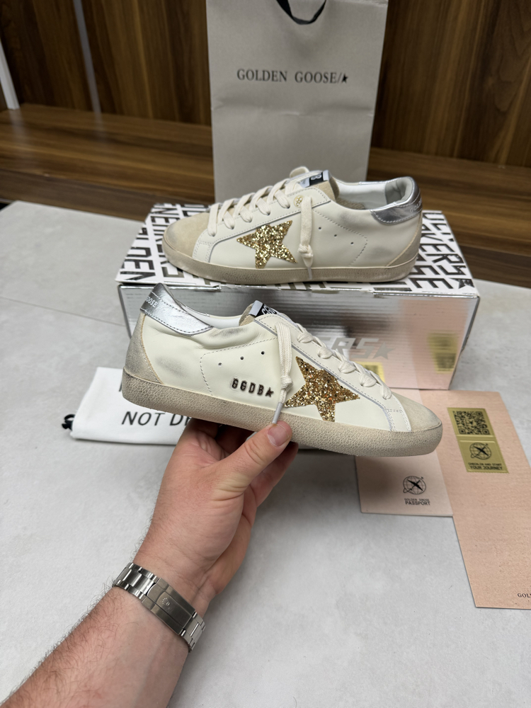 Golden Goose 