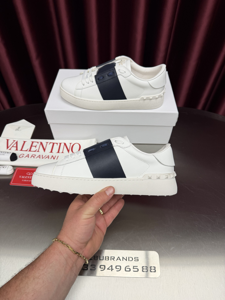 Valentino Garavani Lacivert