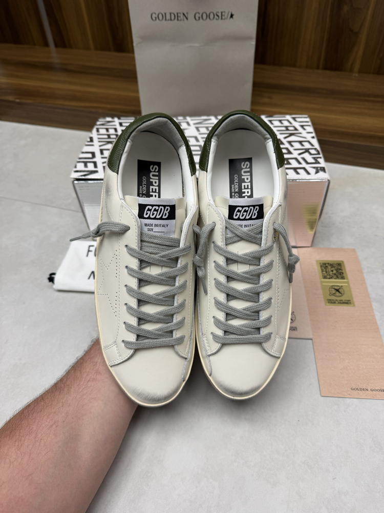 Golden Goose 