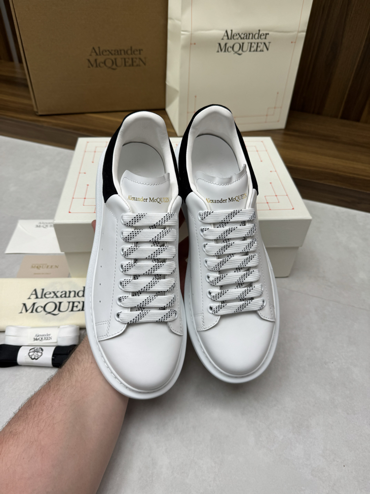 Alexander McQueen Siyah Süet