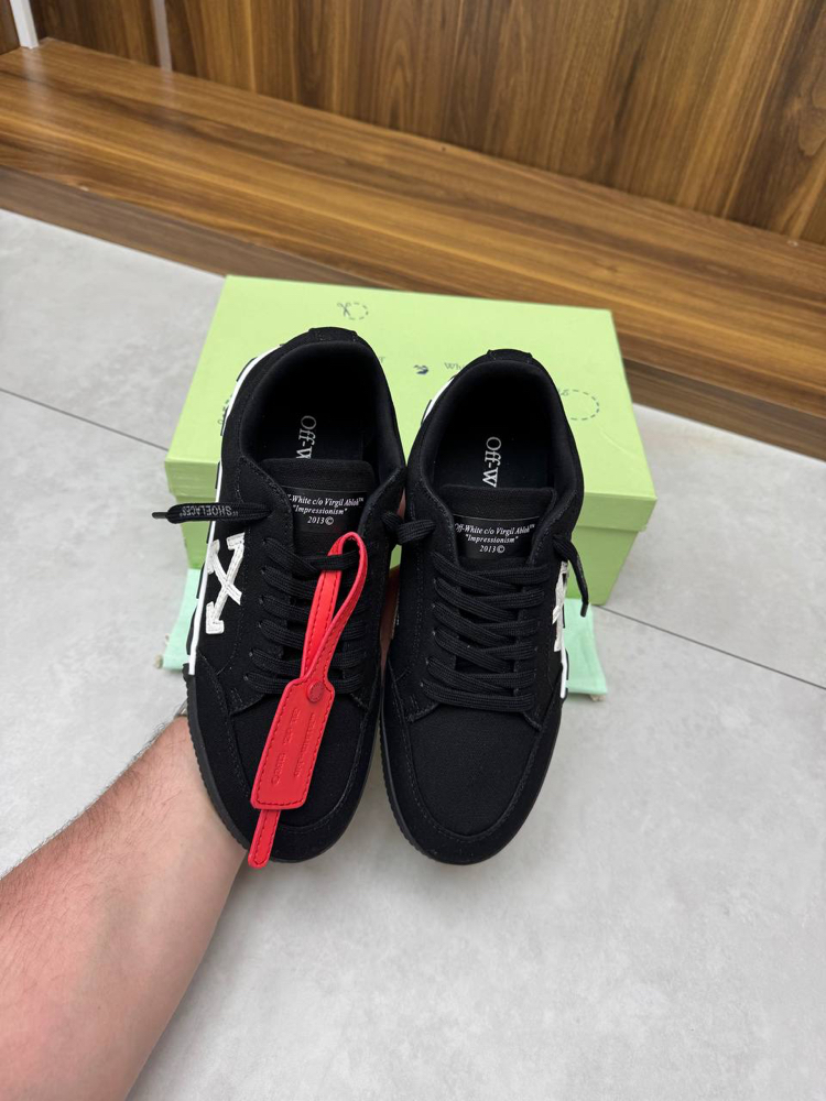 Off White