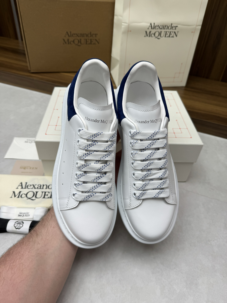 Alexander McQueen Lacivert Süet 