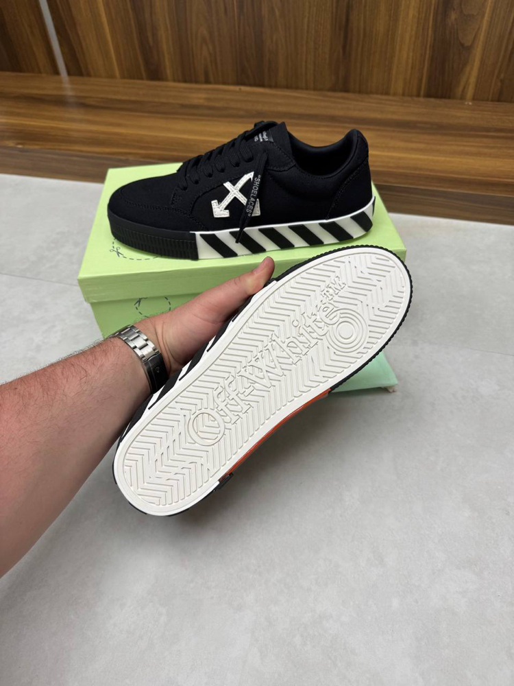 Off White