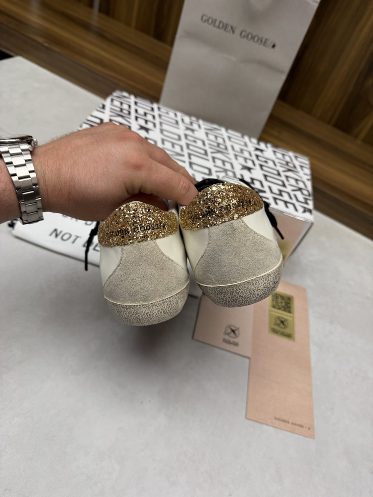 Golden Goose 