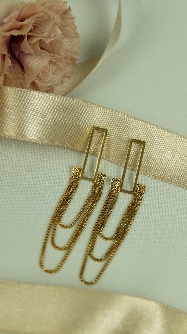 Gold Simetrik Küpe