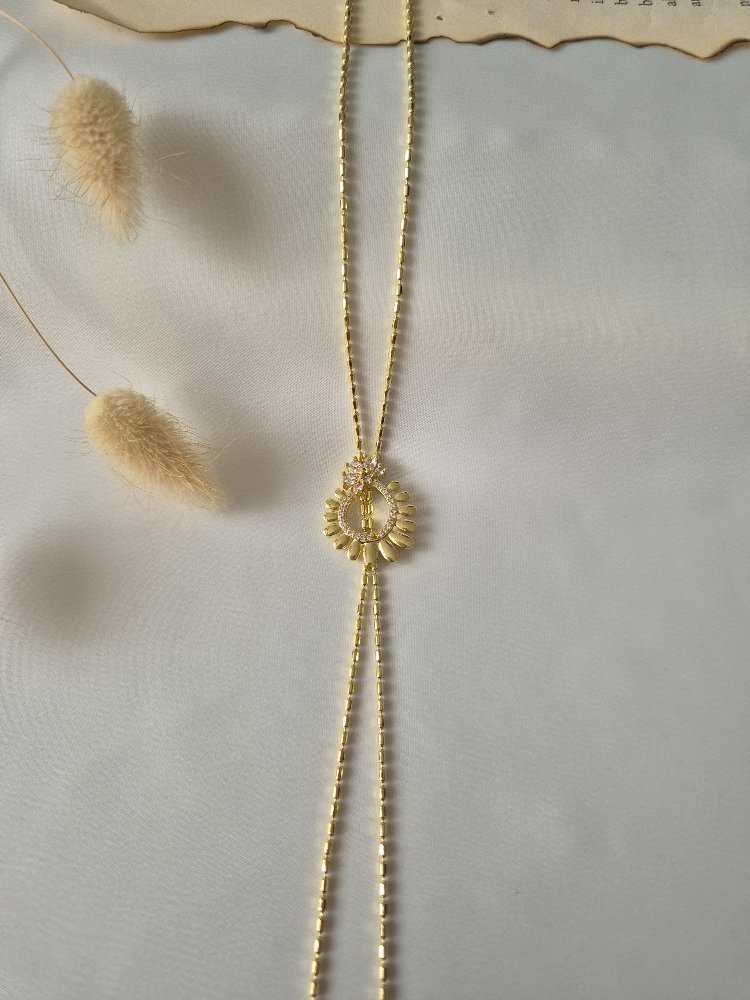 Gold Asenaörlü Kolye