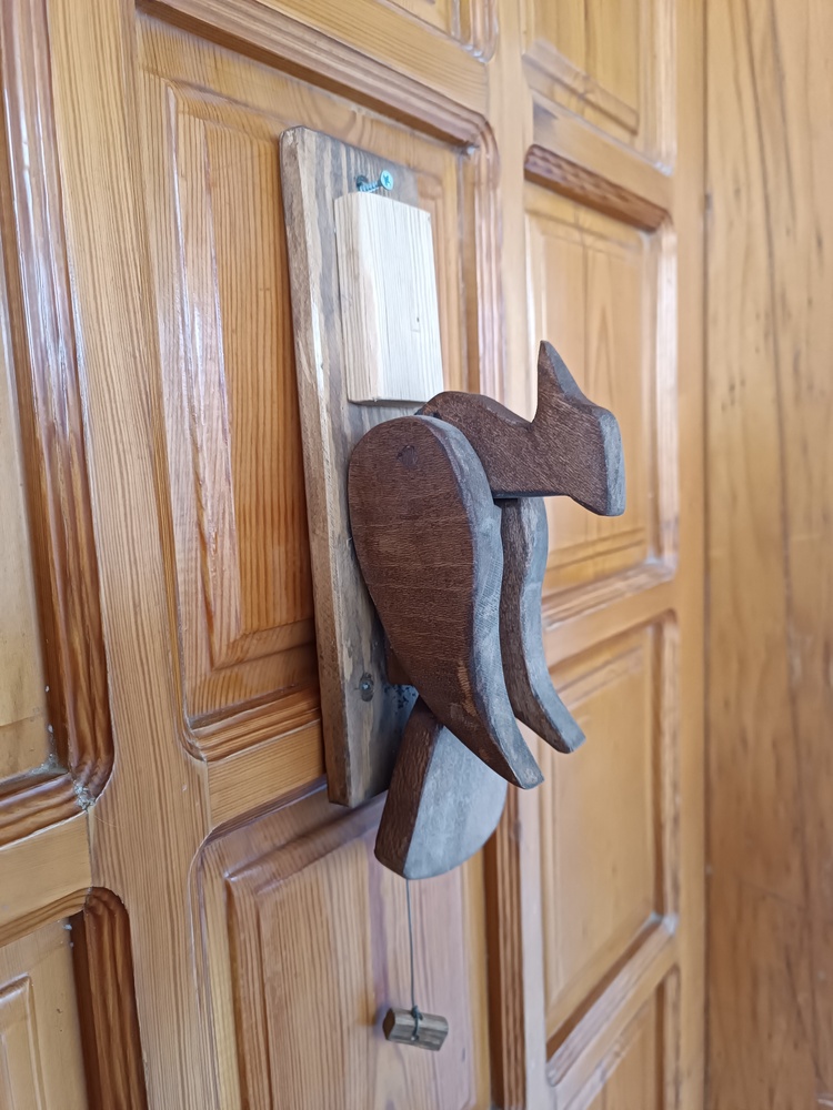 Ahşap kapı tokmağı