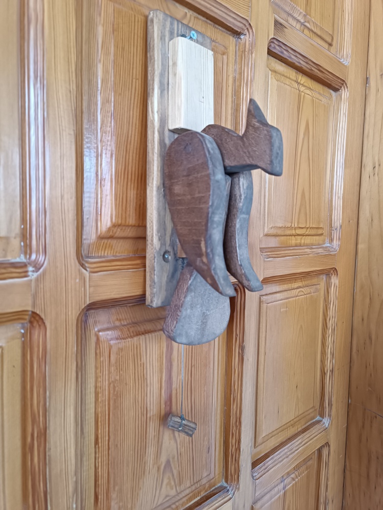 Ahşap kapı tokmağı