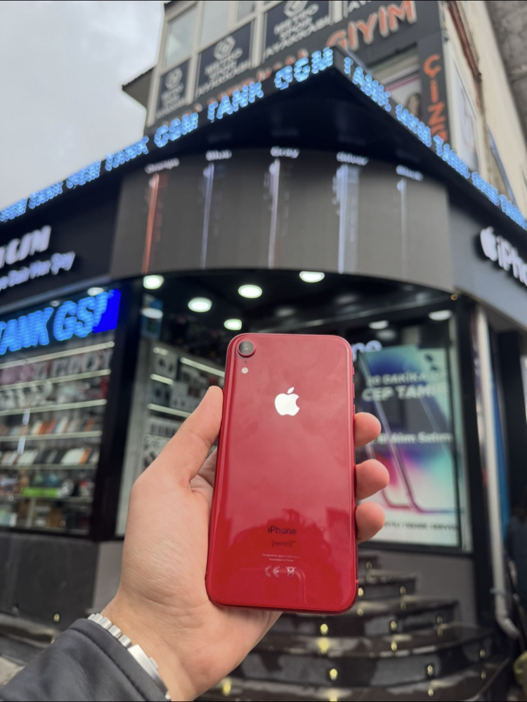 (1) İPhone XR 64GB Beyaz Pil%76