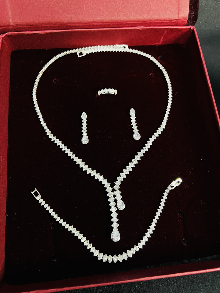 Zirkon set kolye 