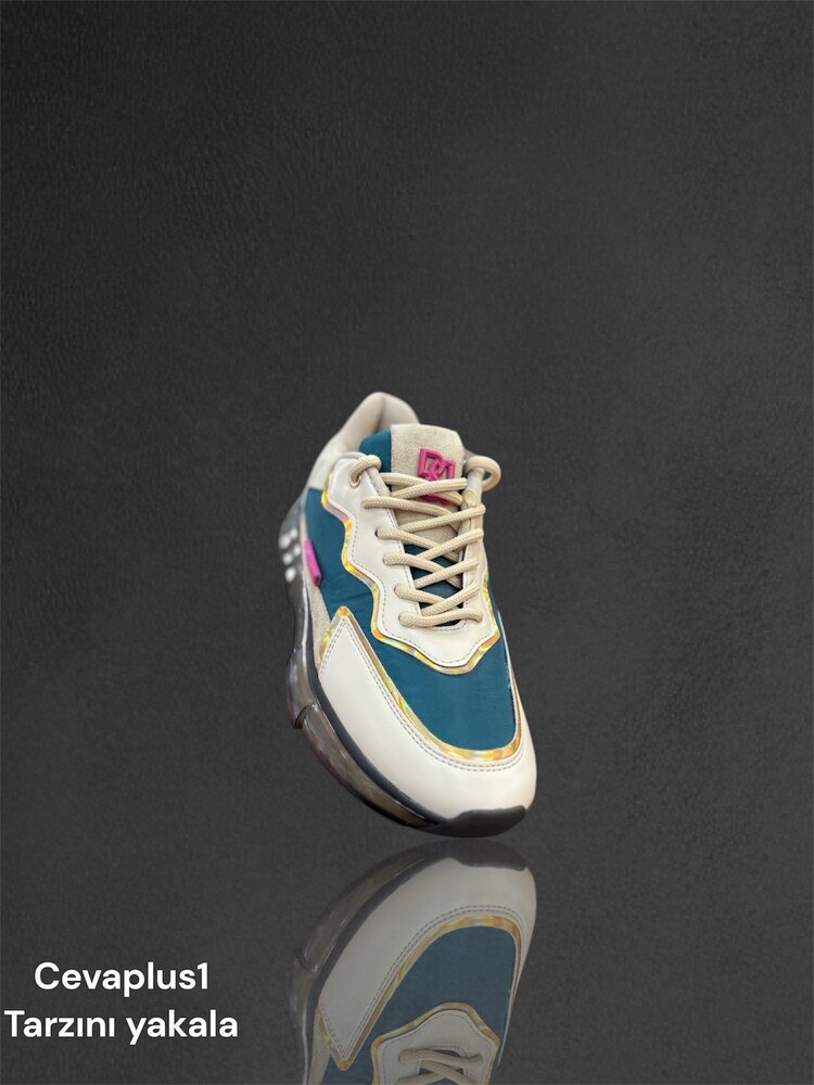 Ceva Sneaker