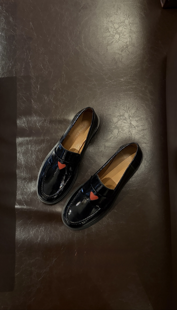 Noir Amour Kalp Detaylı Siyah Rugan Kadın Loafer