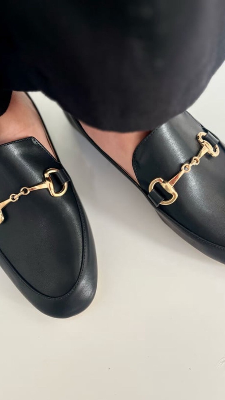 Kadın Siyah Deri Zincirli Loafer Günlük Ayakkabı 9299