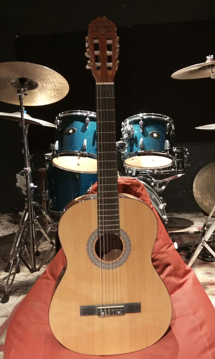 MIGUEL ARTEGAS MAG-70 KLASİK GİTAR