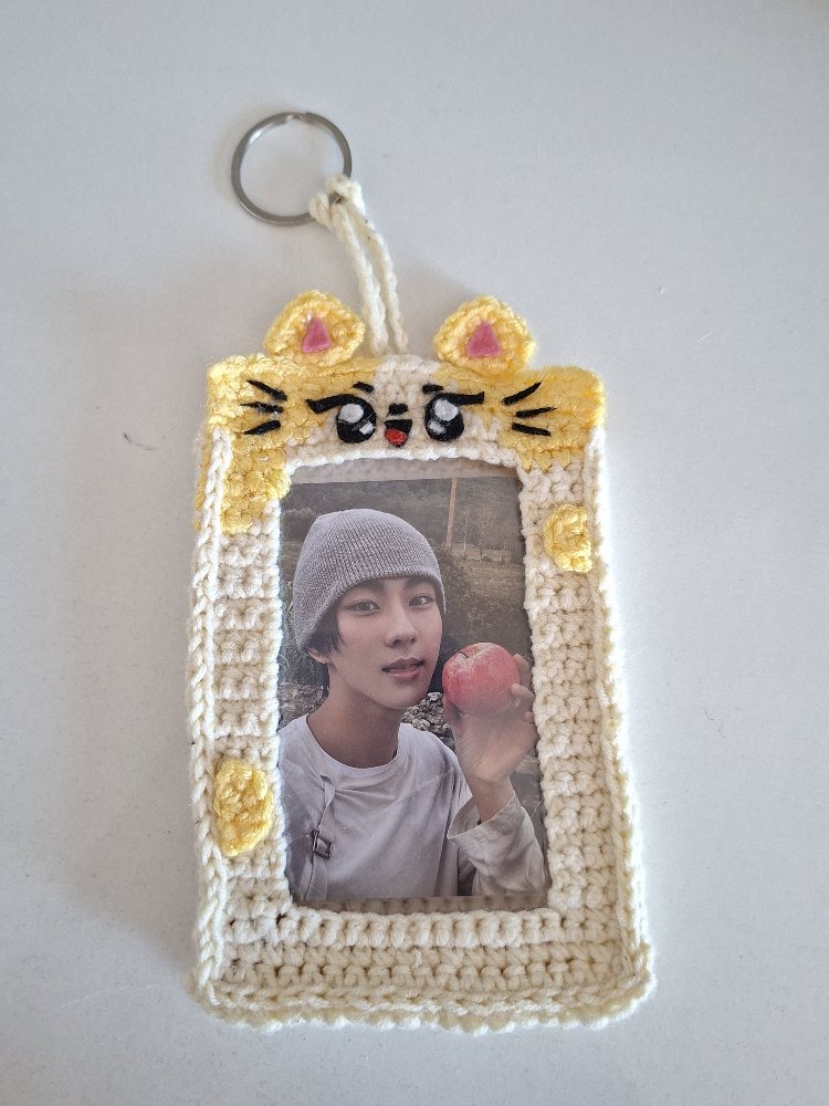 jungwon photocard holder