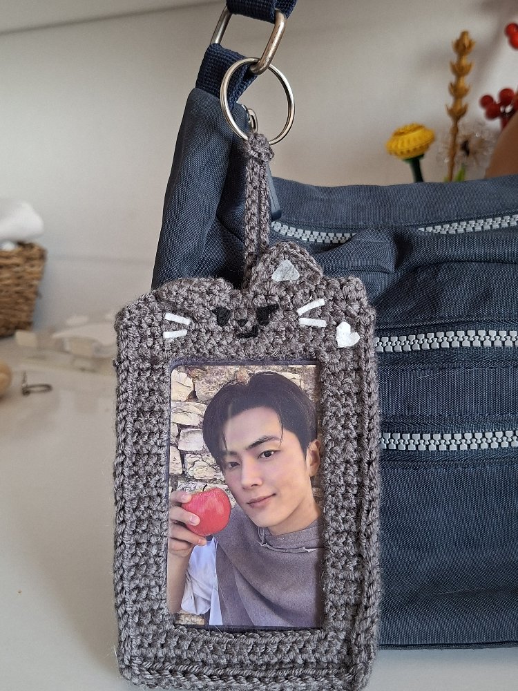 Jay photocard holder