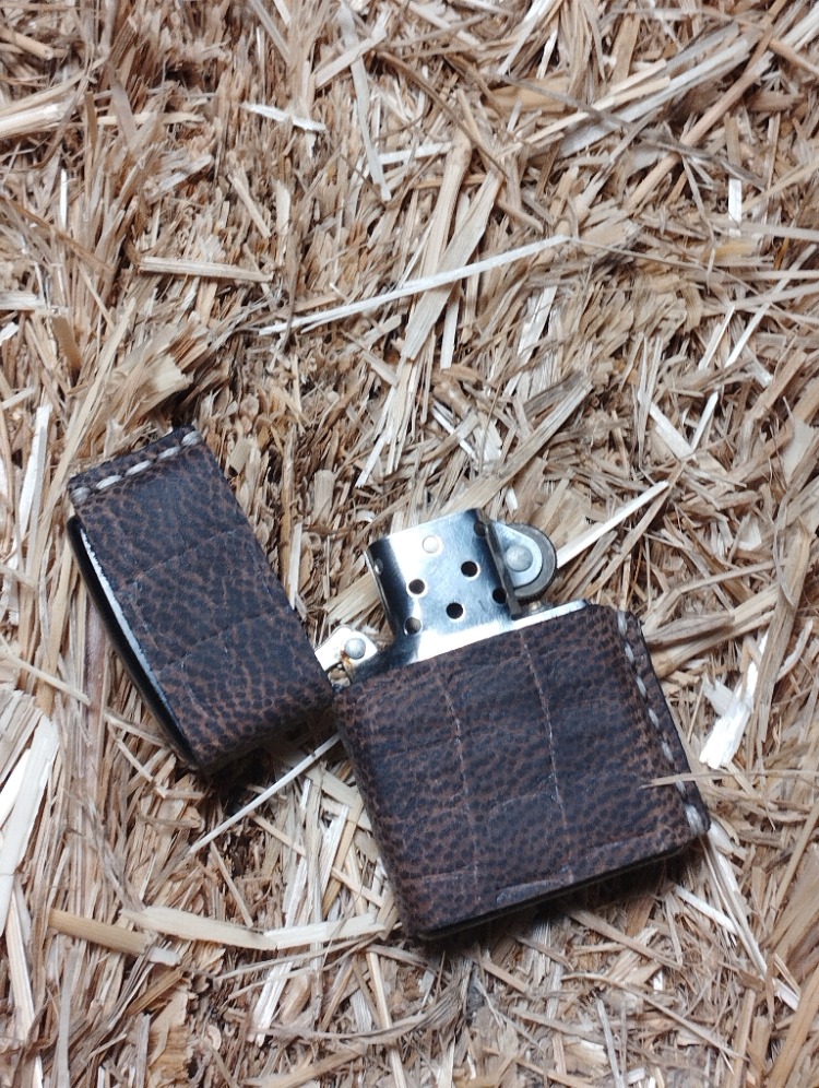 Zippo Kılıfı