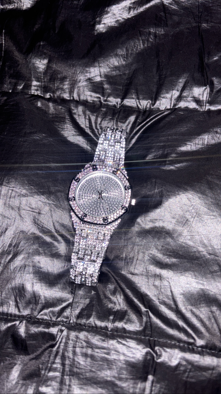 Iced Out Saat Beyaz