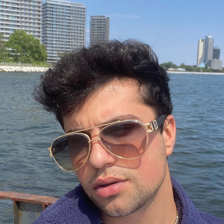Premium Aviator Güneş Gözlüğü - Altın Metal Çerçeve