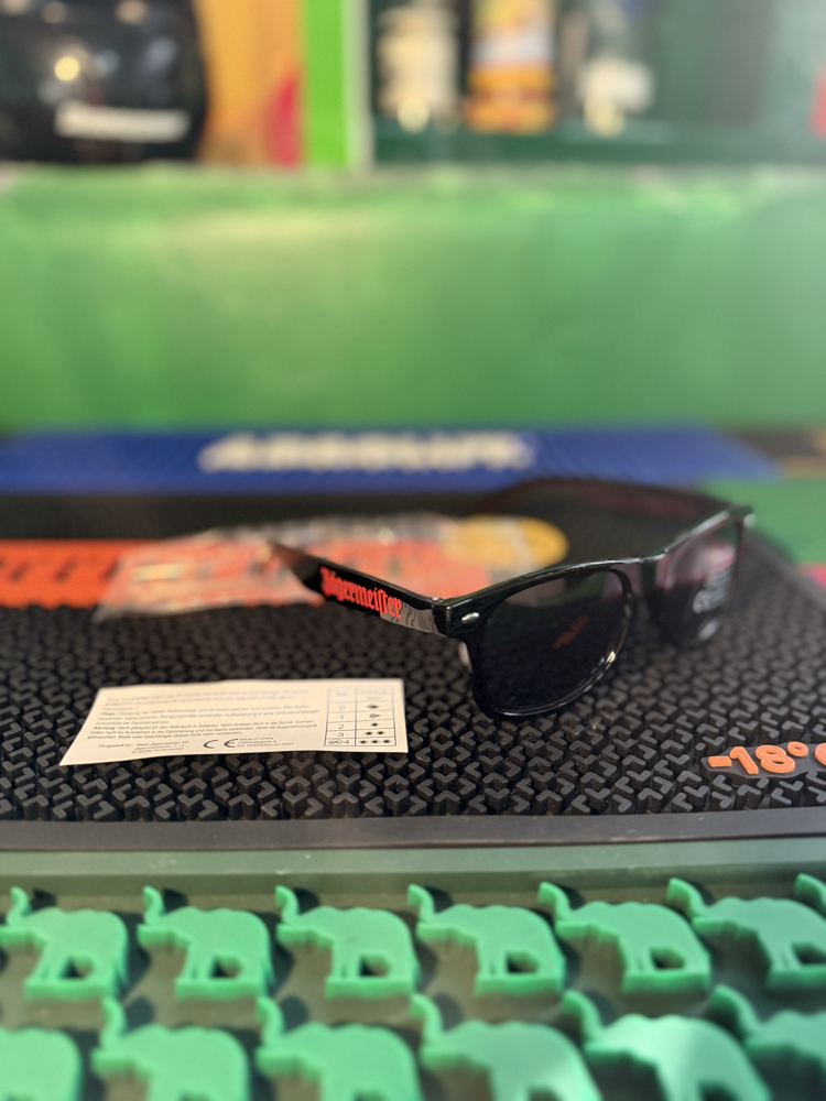 Jagermeister güneş gözlüğü