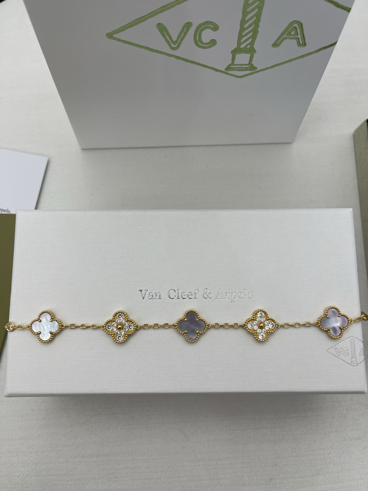 VCA Lila Gold Taşlı Bileklik Kutulu