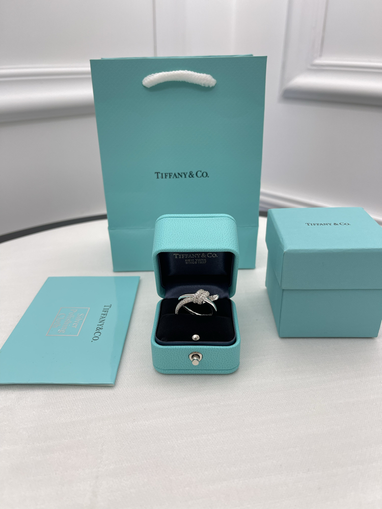 Tiffany&Co. Knot Silver Yüzük Kutulu