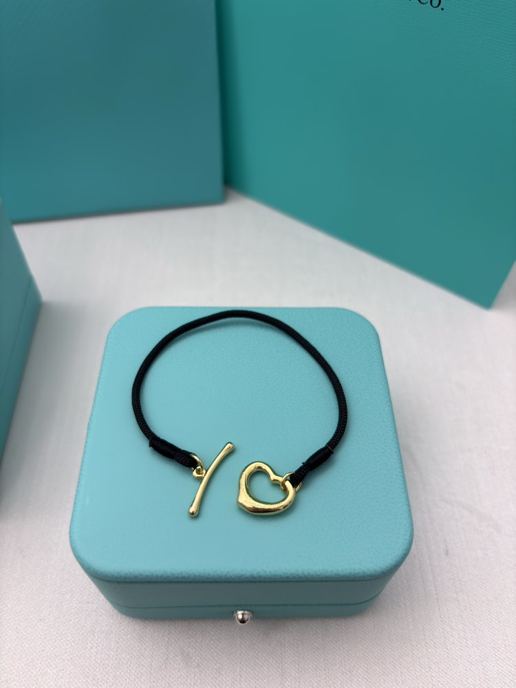 Tiffany Kalp Figürlü Siyah Bileklik