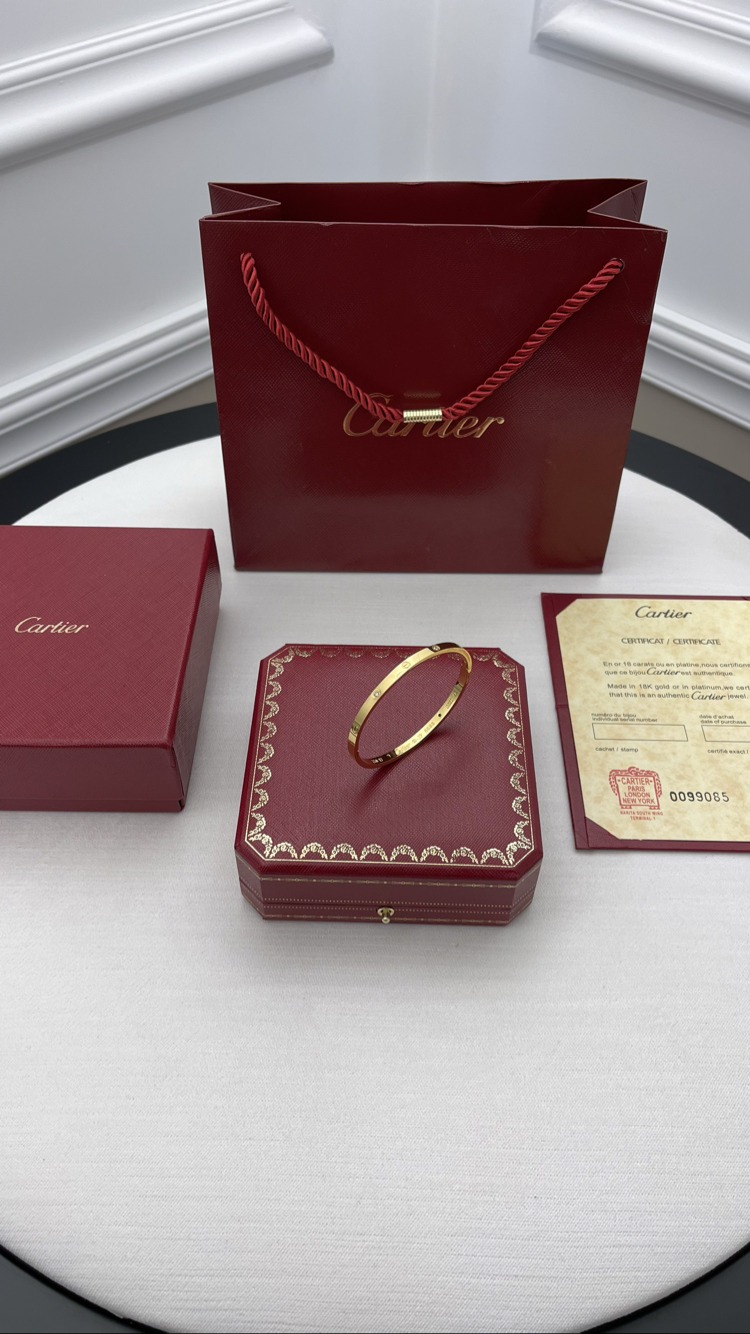 Cartier Love İnce 4 Taşlı Gold Bileklik Kutulu