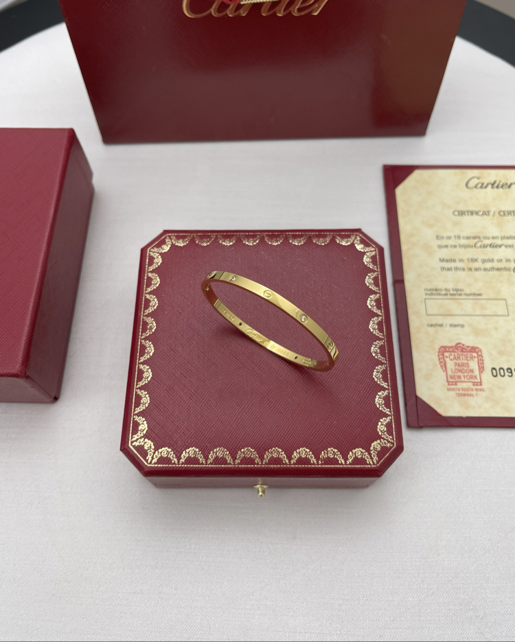 Cartier Love İnce 4 Taşlı Gold Bileklik Kutulu