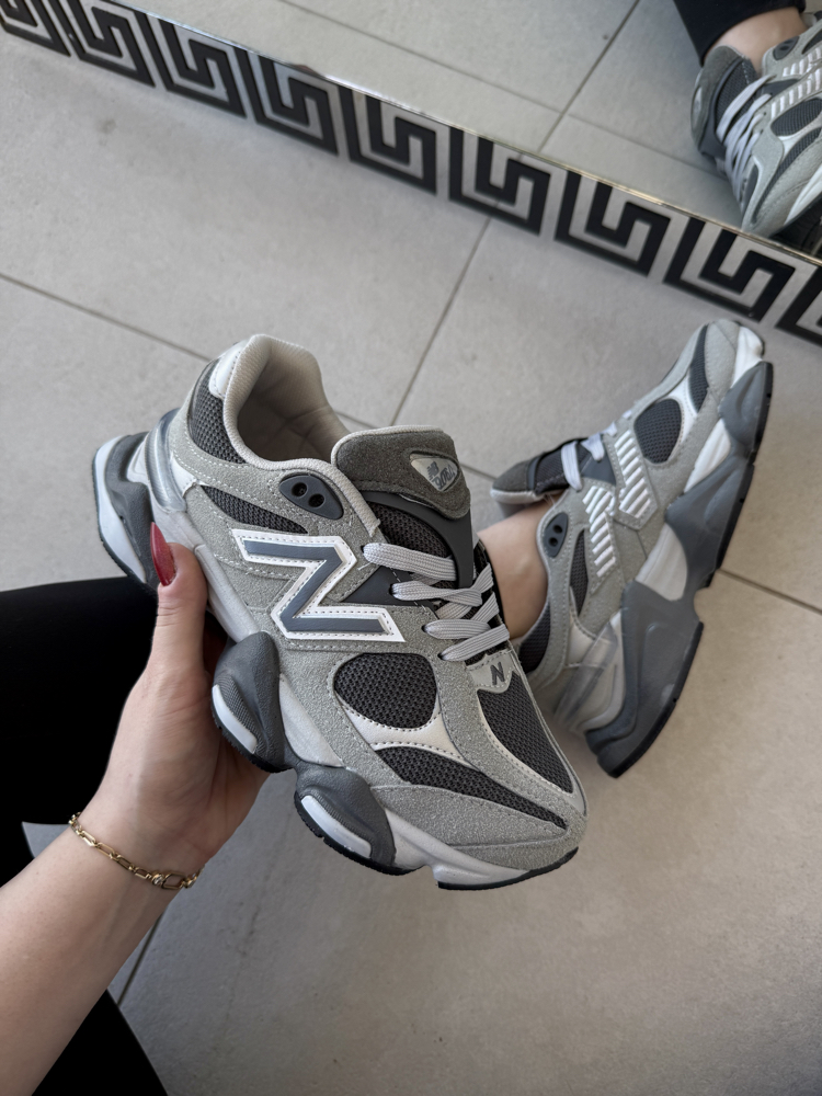New Balance 9060 Grey