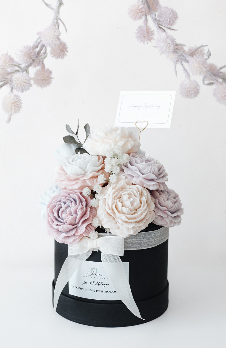 Lilac Bloom Candle Bouquet