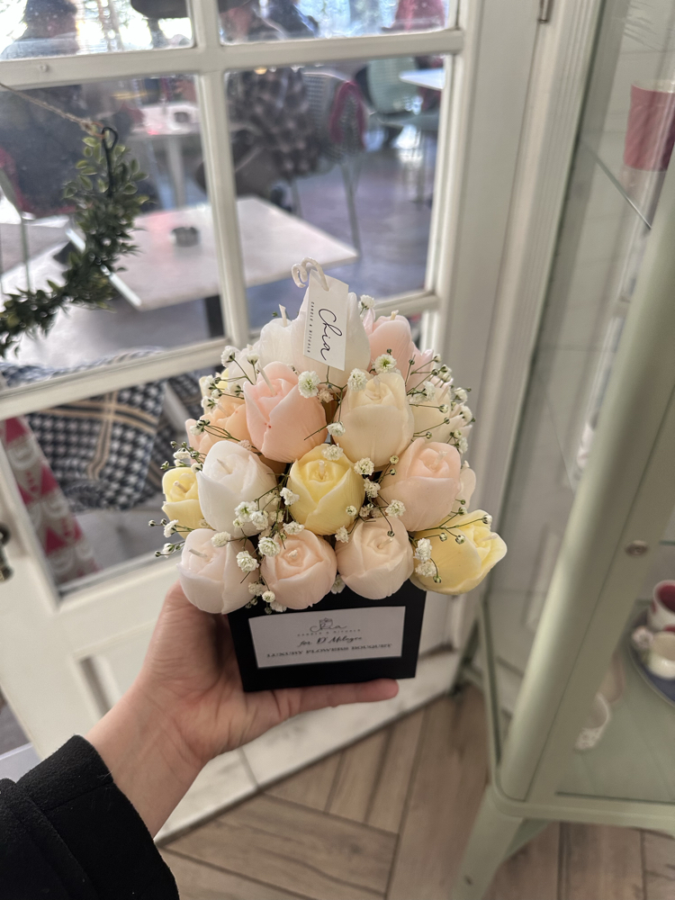 Lale mum buketi kutusu