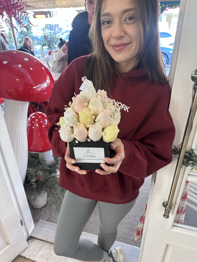 Lale mum buketi kutusu