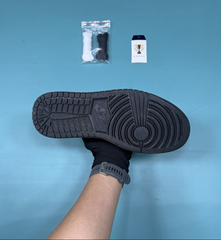 Jordan Low Füme