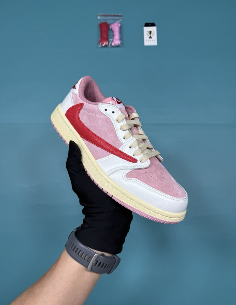 Jordan Low Travis Pembe