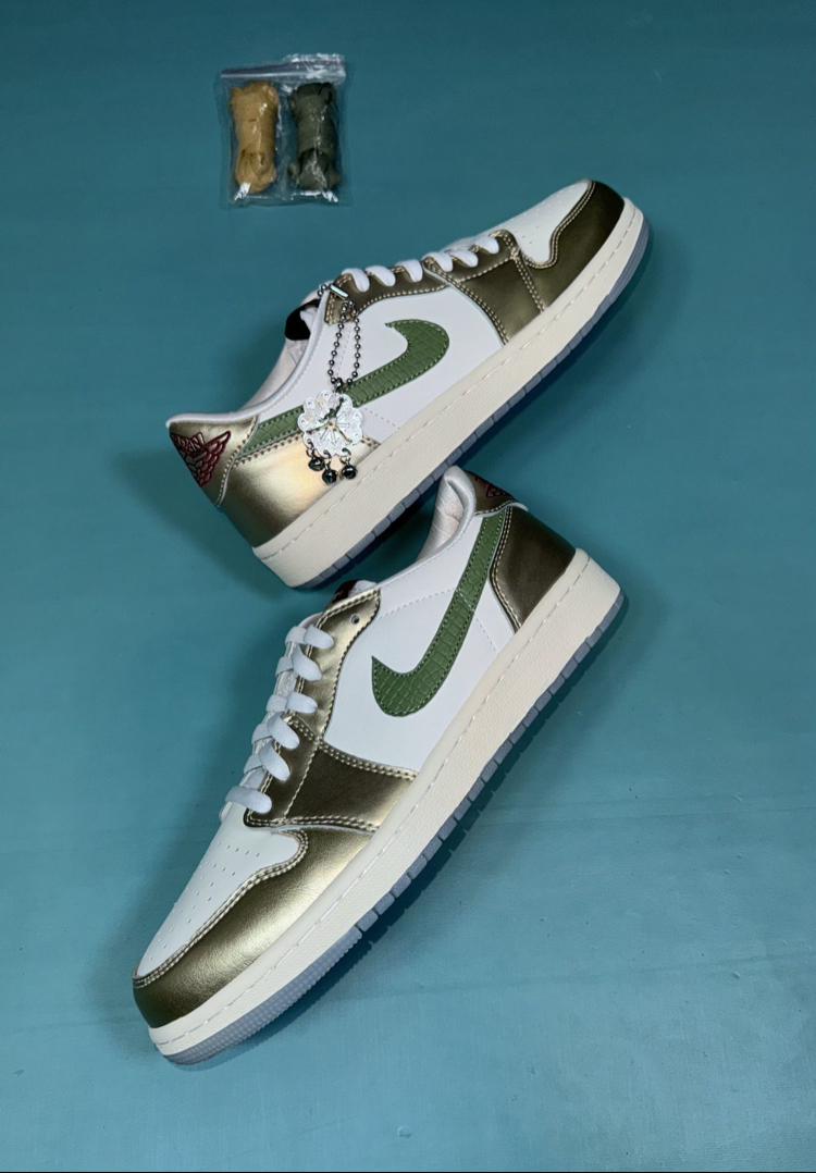 Jordan Low Gold Dragon