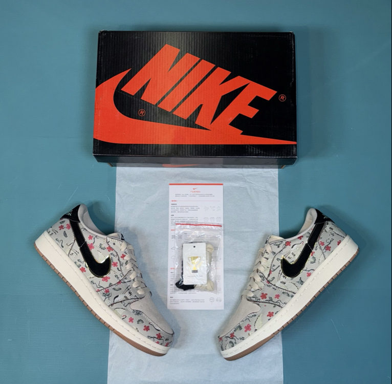 Jordan Low Eight